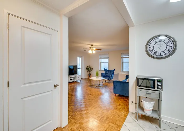 Walkable Downtown Atlanta Condo With Private Balcony