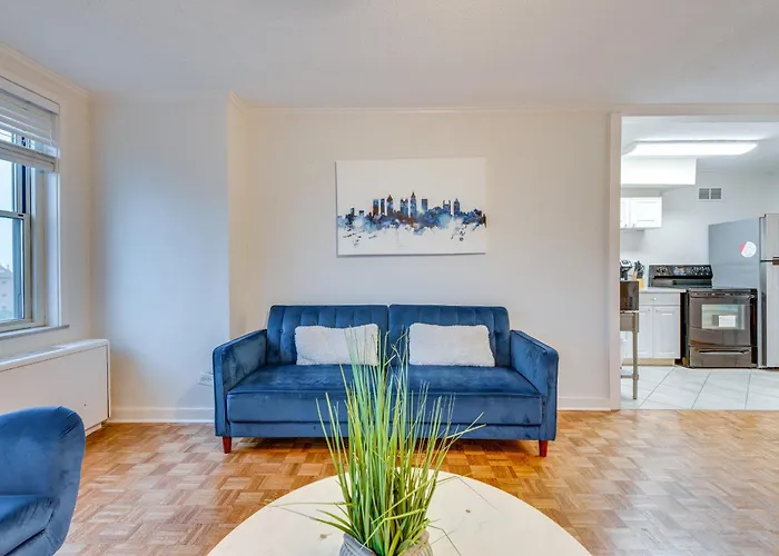 Walkable Downtown Atlanta Condo With Private Balcony